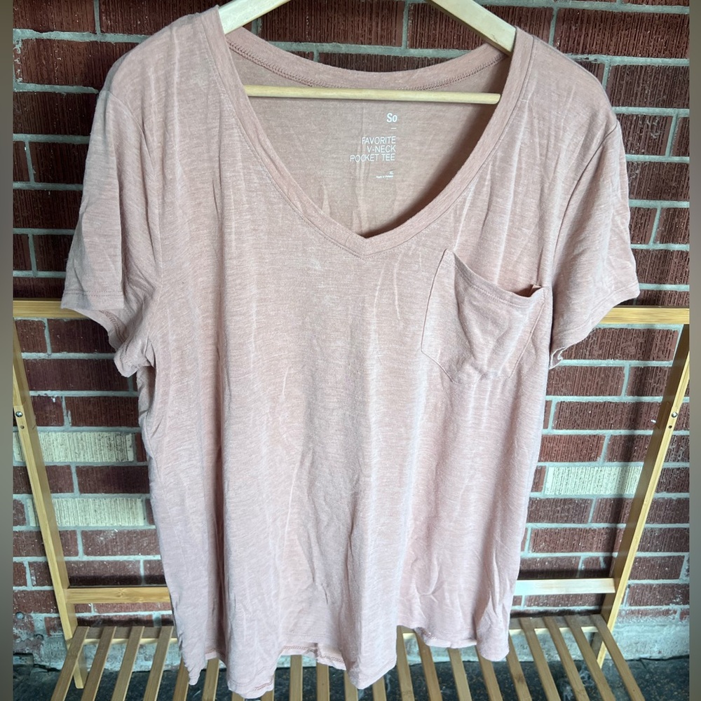 SO orange v-neck tee